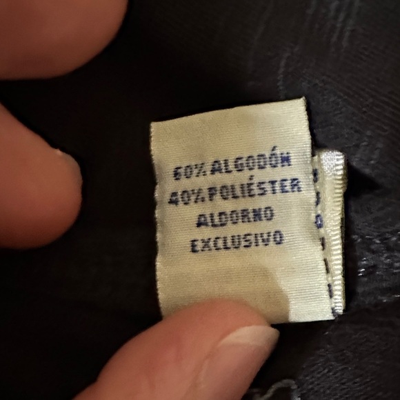 🌸Tin Haul Black Bull Graphic Tank Top - Picture 7 of 8